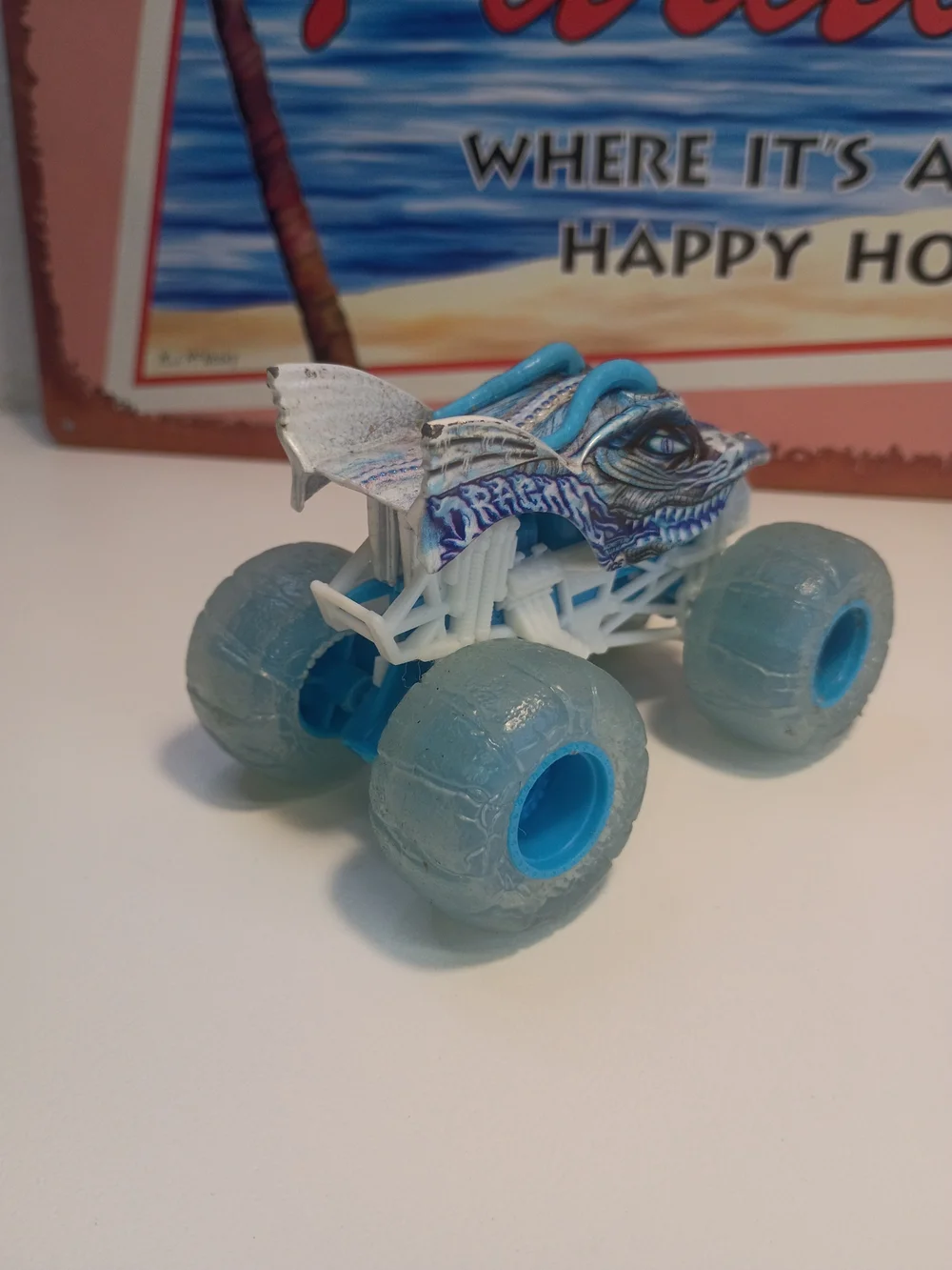 Spin Master Monster Jam Ice Dragon 1/64 Scale Loose